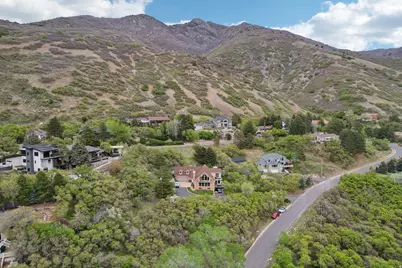 2686 E Bonneville Terrace Dr, Ogden, UT 84403 - Photo 105