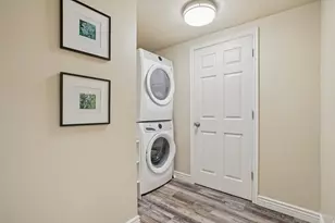 2686 E Bonneville Terrace Dr, Ogden, UT 84403 - Photo 101