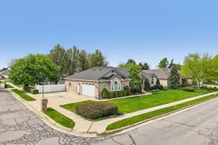 2764 E 25 S, Layton, UT 84040 - Photo 49