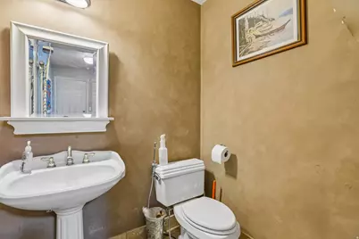 2764 E 25 S, Layton, UT 84040 - Photo 29
