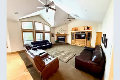 596 E 4190 N #5, Provo, UT 84604 - Photo 7