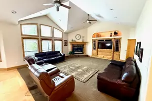 596 E 4190 N, Provo, UT 84604 - Photo 7
