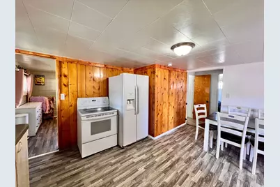 665 E Main St, Wellington, UT 84542 - Photo 3