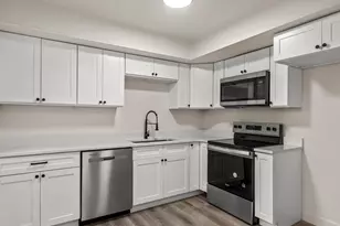 3885 Grandview Dr, Ogden, UT 84403 - Photo 5