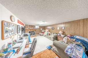 1887 W Myers Ln, Riverton, UT 84065 - Photo 25
