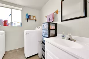 721 W 600 N, Clearfield, UT 84015 - Photo 19