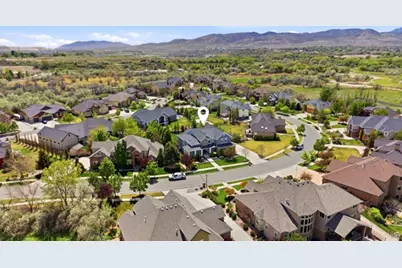 1229 W Peacock Midge Dr S, Bluffdale, UT 84065 - Photo 65