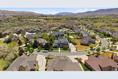 1229 W Peacock Midge Dr S, Bluffdale, UT 84065 - Photo 69