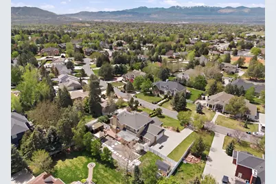 5 Quietwood Ln, Sandy, UT 84092 - Photo 59