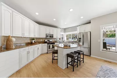 5 Quietwood Ln, Sandy, UT 84092 - Photo 13