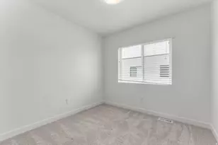 527 W 620 N, Centerville, UT 84014 - Photo 13