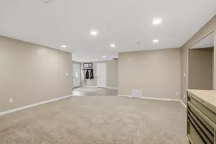 1052 E 5900 S, South Ogden, UT 84405 - Photo 25