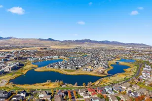 11292 S Aqua St W, South Jordan, UT 84009 - Photo 9