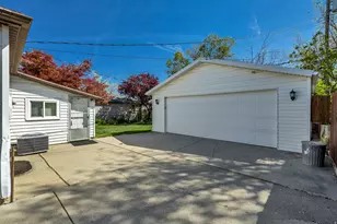 5725 S 4060 W, Kearns, UT 84118 - Photo 21