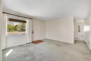 5725 S 4060 W, Kearns, UT 84118 - Photo 5