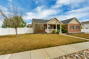 5464 W Mayflower St S, West Jordan, UT 84081 - Photo 33