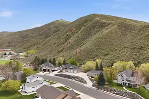 384 Imperial Dr, Morgan, UT 84050 - Photo 5
