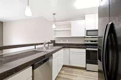 4340 S Highland Dr E #113, Millcreek, UT 84124 - Photo 7