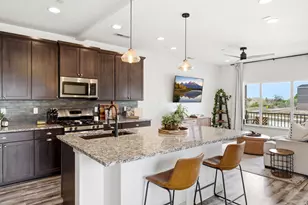 91 N Rio Grand Ave, Farmington, UT 84025 - Photo 9