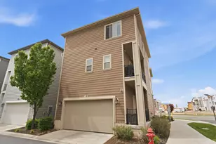 91 N Rio Grand Ave, Farmington, UT 84025 - Photo 33