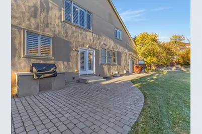 1074 E Black Forest Dr S, Sandy, UT 84094 - Photo 41