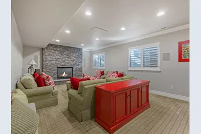 1074 E Black Forest Dr S, Sandy, UT 84094 - Photo 33