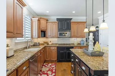 1074 E Black Forest Dr S, Sandy, UT 84094 - Photo 7