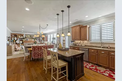 1074 E Black Forest Dr S, Sandy, UT 84094 - Photo 9