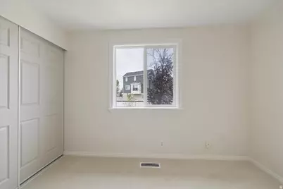 556 Kimball Dr, Layton, UT 84041 - Photo 25