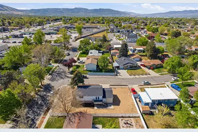 627 E Hilo St, Sandy, UT 84070 - Photo 19