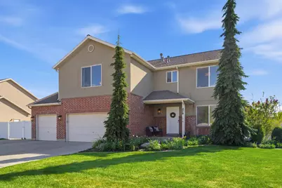 476 S Windcrest Way, Kaysville, UT 84037 - Photo 1