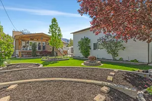 9714 S 575 E, Sandy, UT 84070 - Photo 35