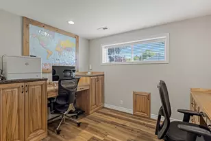 9714 S 575 E, Sandy, UT 84070 - Photo 25