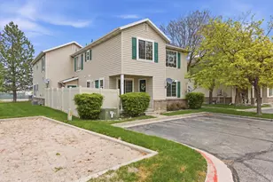 178 E Freedom Ln S, Ogden, UT 84401 - Photo 3