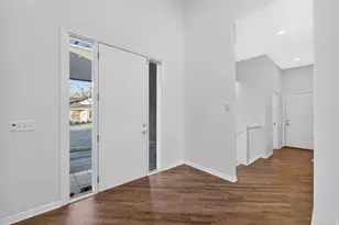 2106 E Connor Pk Cv, Salt Lake City, UT 84109 - Photo 3
