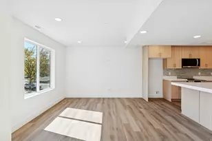 252 N Main St, Bountiful, UT 84010 - Photo 13