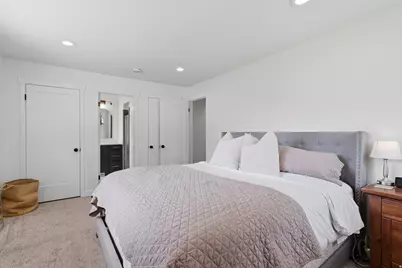2508 E Robidoux Rd S, Sandy, UT 84093 - Photo 23