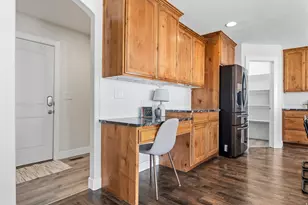 2209 S Hunter Dr, Saratoga Springs, UT 84045 - Photo 15