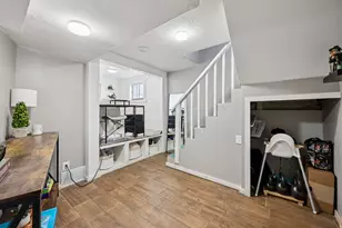 195 E 100 N, Bountiful, UT 84010 - Photo 23