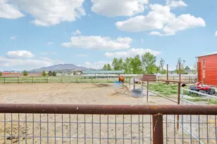 2464 E Autumn Dr, Eagle Mountain, UT 84005 - Photo 41