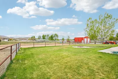 2464 E Autumn Dr, Eagle Mountain, UT 84005 - Photo 45