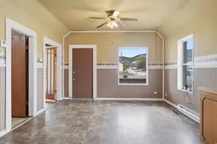 137 Bannock St, Malad City, ID 83252 - Photo 3