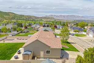 29 W Magellan Ln, Elk Ridge, UT 84651 - Photo 27