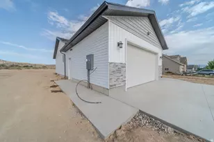 4140 S 220 W, Vernal, UT 84078 - Photo 9