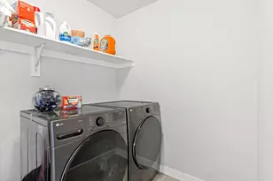 6631 W Terrace Top Ln, West Jordan, UT 84081 - Photo 13