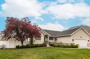 2537 E Cupecoy Dr, Cottonwood Heights, UT 84121 - Photo 5