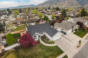 2537 E Cupecoy Dr, Cottonwood Heights, UT 84121 - Photo 47