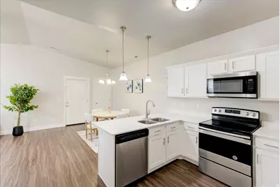 512 N 360 W #H303, Vineyard, UT 84059 - Photo 9