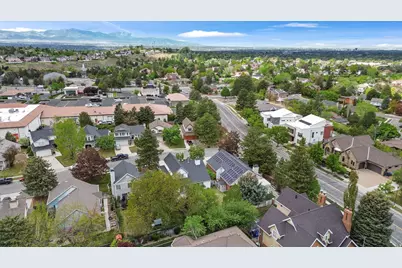8649 S Alta Cove Dr E, Sandy, UT 84093 - Photo 47