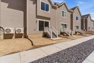 1688 W 2730 S, Syracuse, UT 84075 - Photo 29